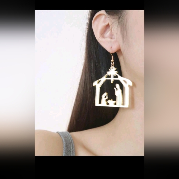 #123. Acrylic Golden Mirror Christmas Earrings, Personalized Creative Earrings - Picture 2 of 3